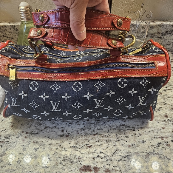 🖤Vintage Stylish Denim and Red Shoulder Bag - Picture 2 of 10